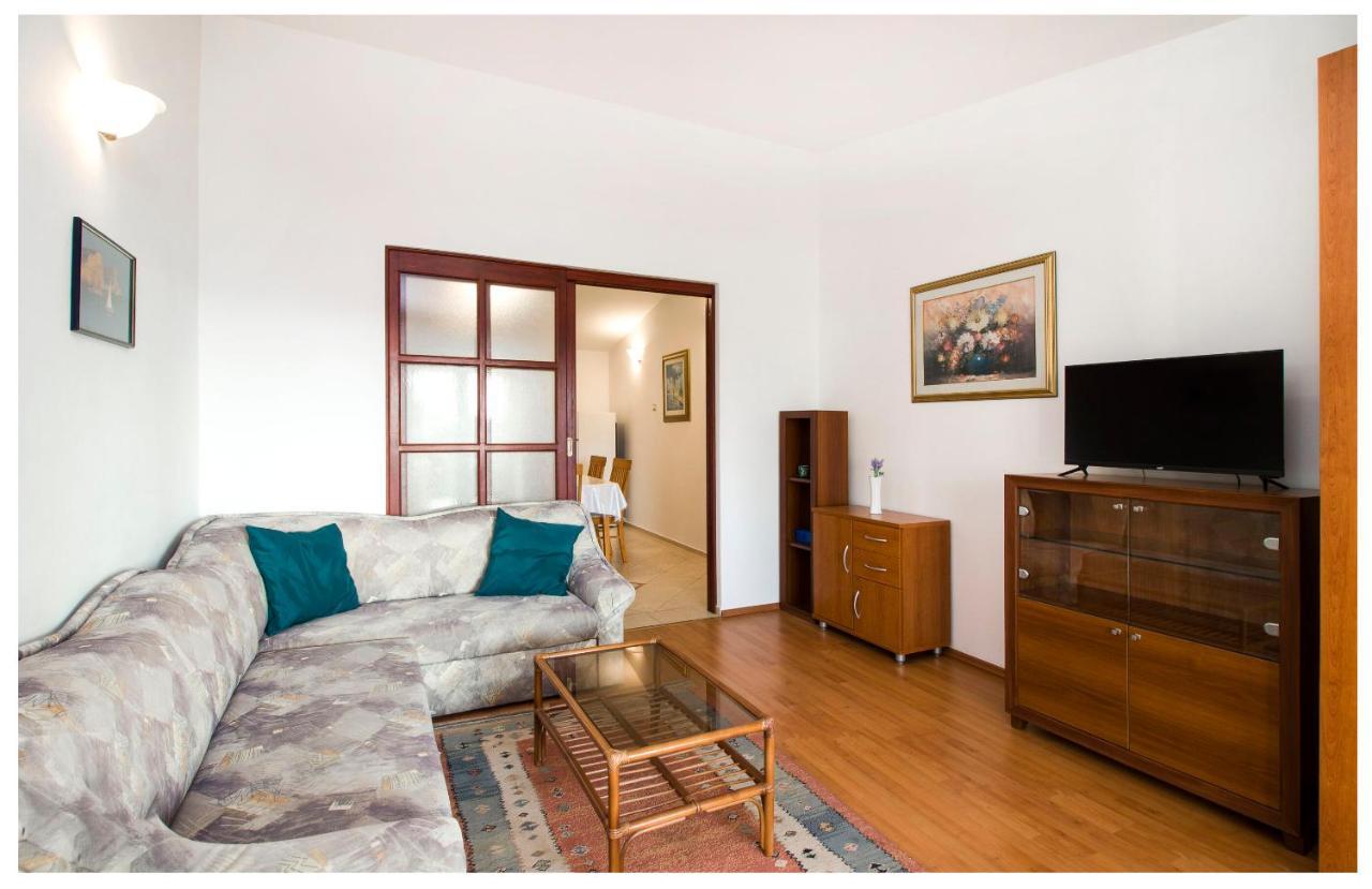 Apartment Zdravko Primošten Exteriör bild