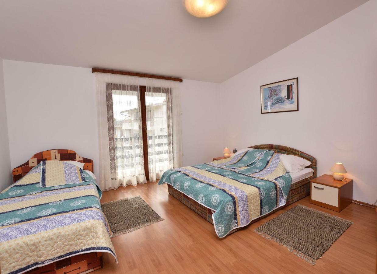 Apartment Zdravko Primošten Exteriör bild