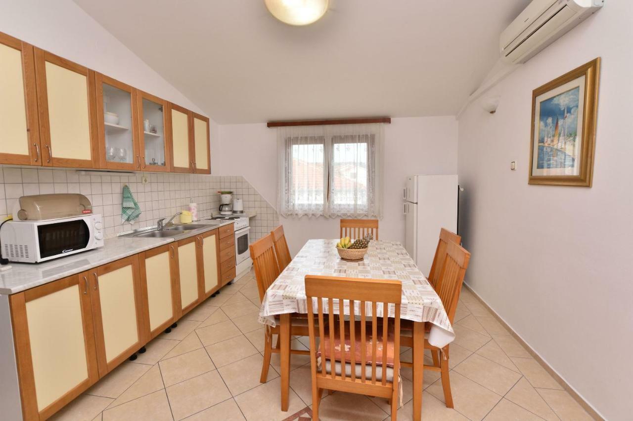 Apartment Zdravko Primošten Exteriör bild