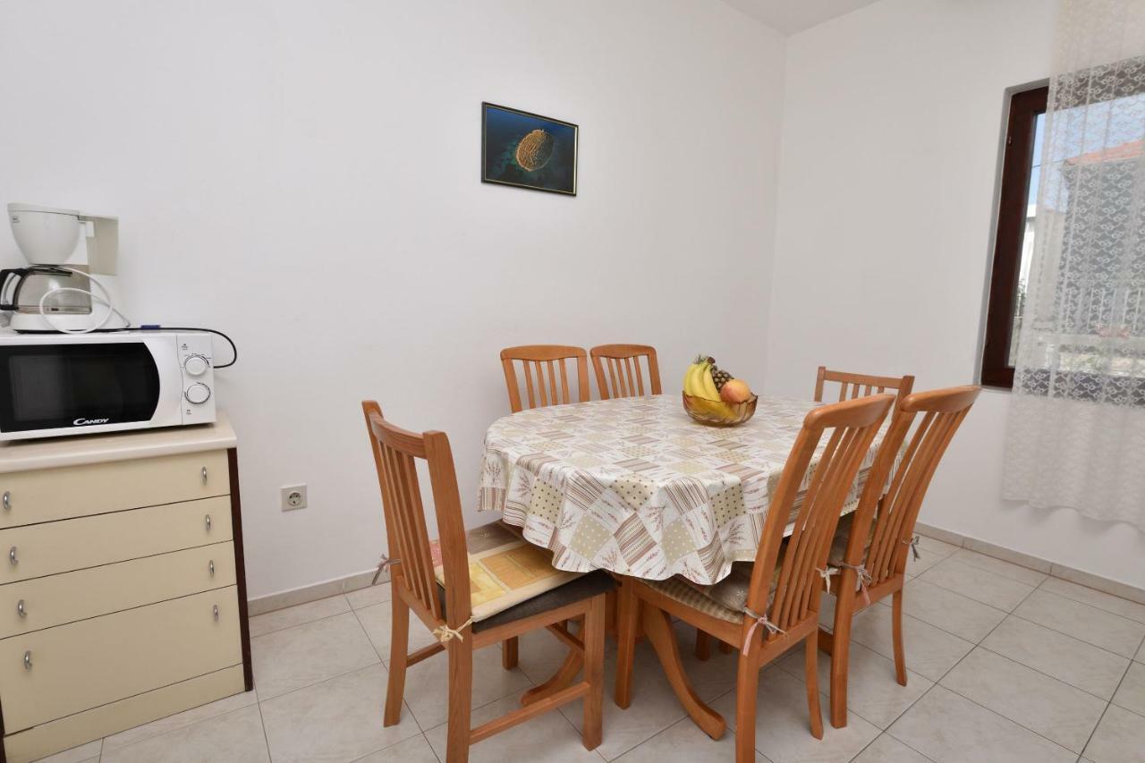 Apartment Zdravko Primošten Exteriör bild